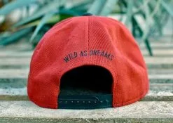 Ilusão Wild As Dreams Snapback Red 9 Ilusão Wild As Dreams Snapback Red -Snowboards Verkoop ilusao wild as dreams snapback red rear 21492